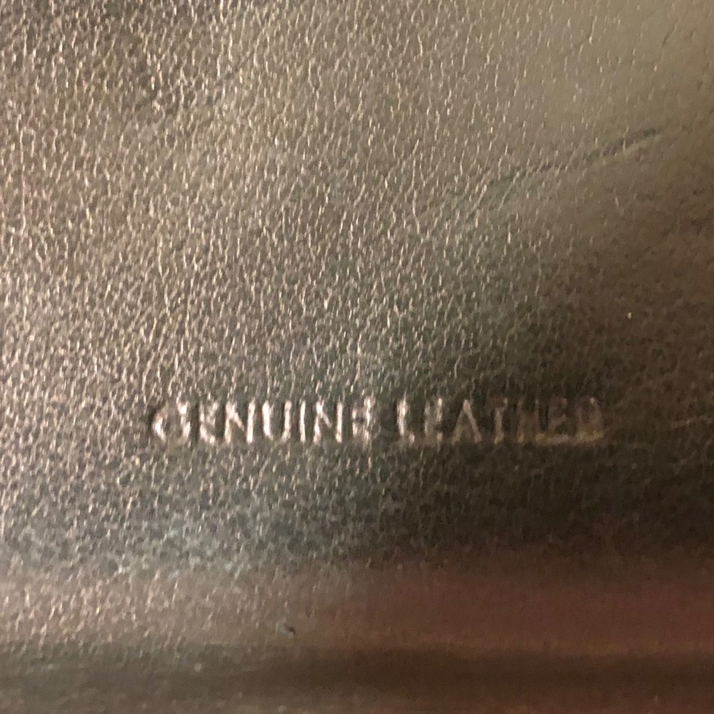 Kenneth Cole Reaction women’s wallet - Picture 7 of 8